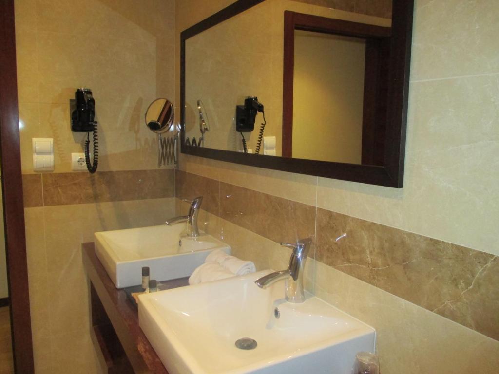 Hotel Do Vale Aguiar da Beira Chambre photo